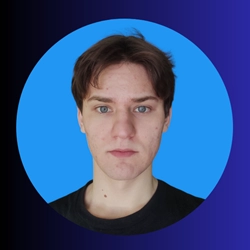 Portrait of Andrii Lytvynenko, Senior DevOps & Cloud Engineer